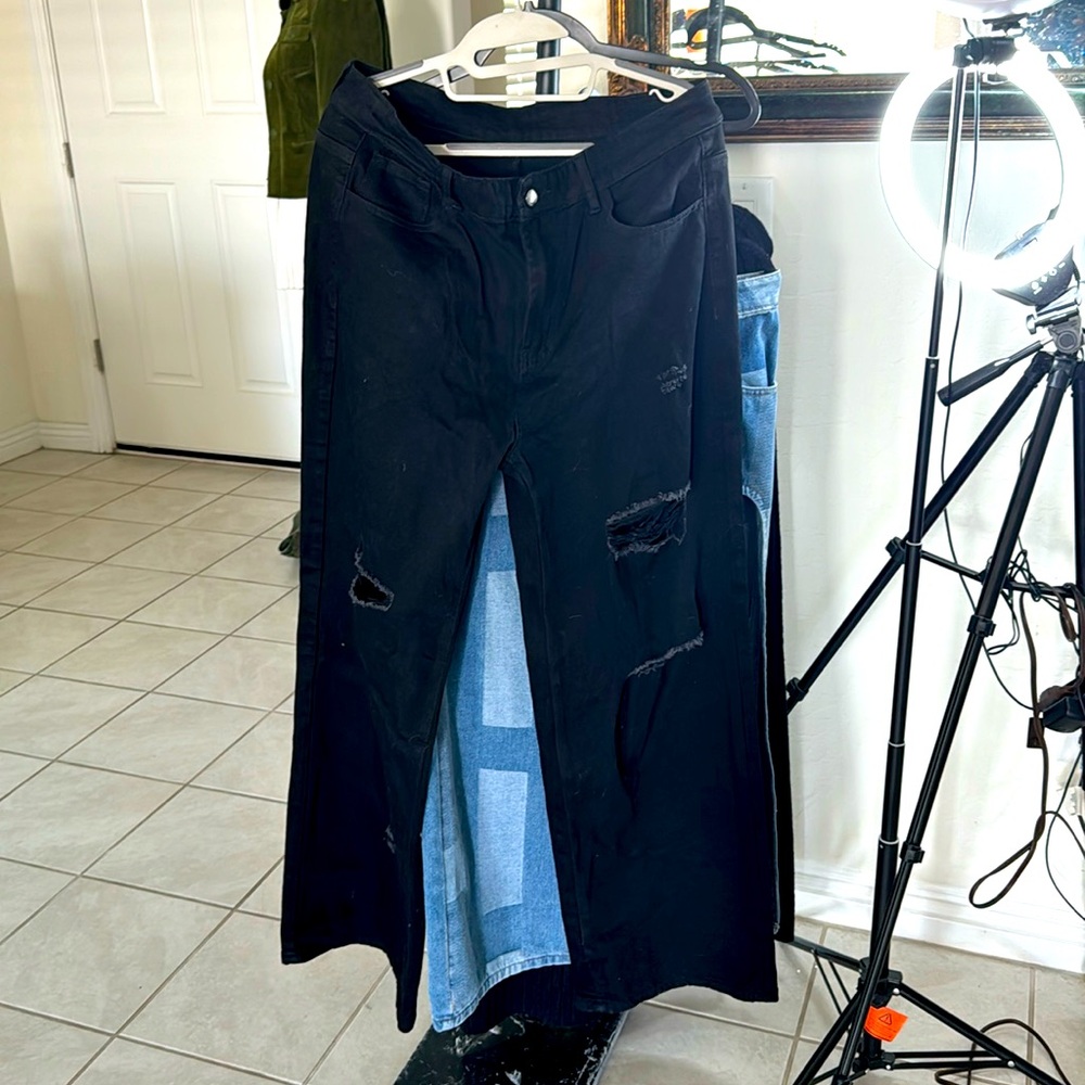 Extra large distressed black-cotton jeans
